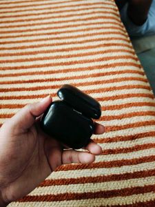 Truke Buds Q1: Touchscreen/Tap Control