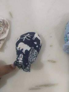 4 sets of baby mittens