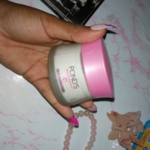 Ponds Serum Cream SPF 15 PA++