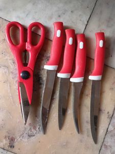 5 Pcs Set 1psc Stand 4pcs Knife 1pcs Scissor