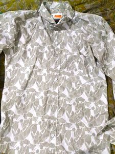 Patterned Button-Down Shirt