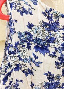 Sale..Dress For Girls