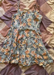Floral Print Dress With Back Ties