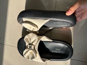 Cute Bow Slides