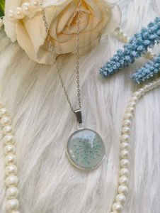 Resin Pendants/ Locket 💚