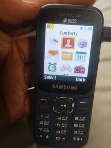 Samsung Duos Feature Phone