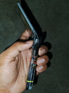 YXTEL flip phone