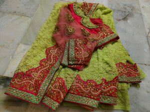 Designer Blouse With Saree 💝
