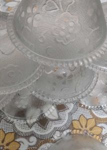 Vintage Etched Glass Dinner-Set &amp; Dessert Bowls