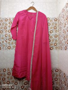 Magenta Casual Kurta Sets & Suits (Women's