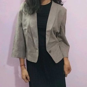 Elegant Grey Cropped Blazer