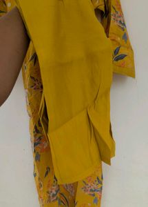 Floral Print embroided  Kurta with pant
