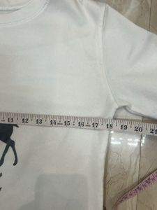 White Sweatshirt with Deer