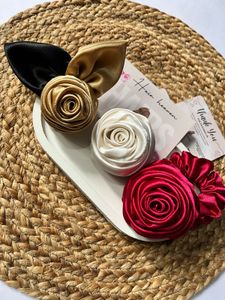rose scrunchie