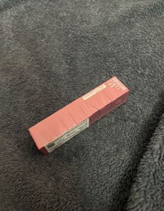 Maybelline Lipstick.💗