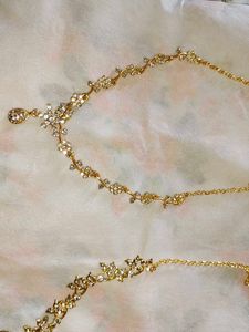 Gold Floral Rhinestone Necklace
