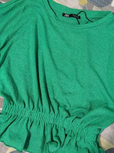 Green Long Sleeve Top