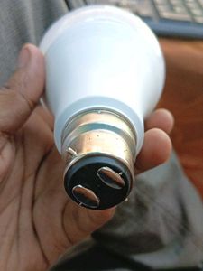 Quick On 15 Watt LED Bulb White