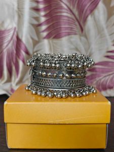 Oxidised Statement Bangle — Like New