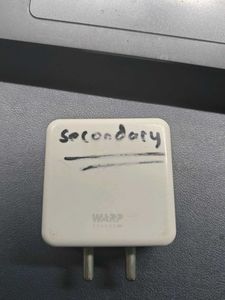 OnePlus Wrap charger adapter