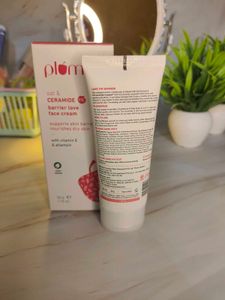 Plum Oat &amp; Ceramide Barrier Love Face Cream