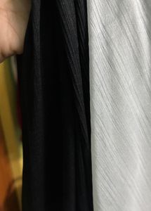 Elegant Black &amp; White Dupatta