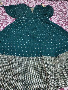 Elegant Green Ethnic Gown