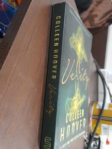 Verity by Colleen Hoover