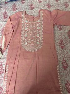 Beautiful Chikankari Kurti
