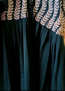 Elegant Embroidered Abaya