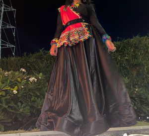 black choli