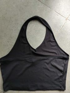 Chic Black Ribbed Halter Neck Crop Top