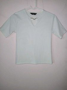 White Chain Detail top