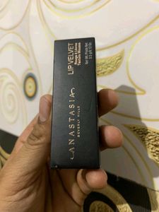 Anastasia Beverly Hills Lipstick (Crush )