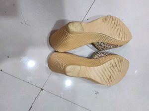 Sandle- Embellished, Metro