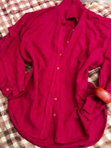Oversized pink shirt