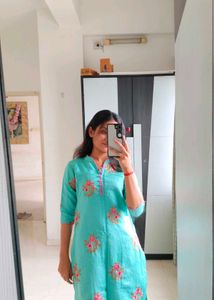 Beautiful Stright Kurti