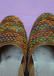 An authentic and ethnic rajasthani mojri for women