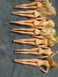 10 Dolls