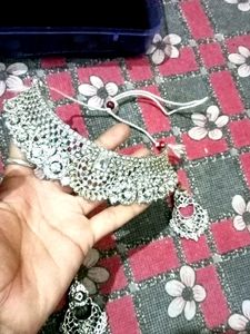 Sparkling Silver-Toned Jewelry Set