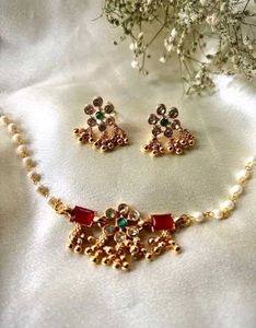 Elegant Necklace & Earring Set