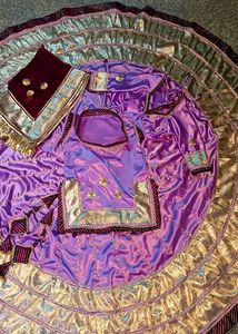 32 Kali Satin Poshak