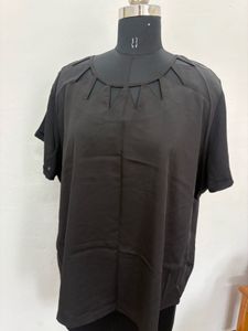 Elegant Black Short Sleeve Top