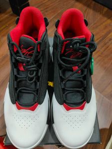 Original Jordan Aura Max 4 Sneakers