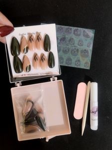 Laylaa Press On Nails