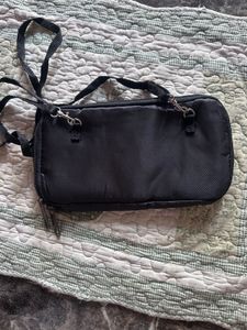 Air walk Wallet Sling