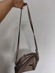 Metallic Dome Crossbody Bag✨✨