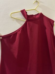 Elegant Maroon Midi Dress