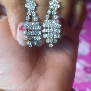 Stone Jhumka Earrings For Party And Daily Use