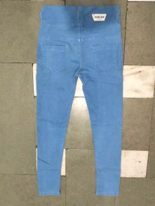 Stylish Blue Denim Skinny Jeans for Women